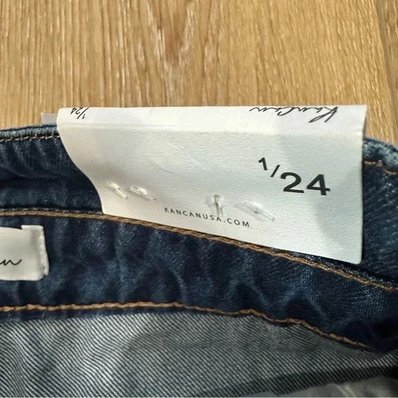 KanCan High Waist Belted Distressed Medium Wash Denim Tapered Leg Size 1/24 NWT - Picture 9 of 11